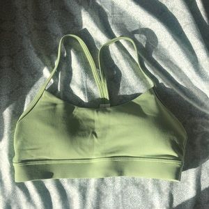 LULU SPORTS BRA!!